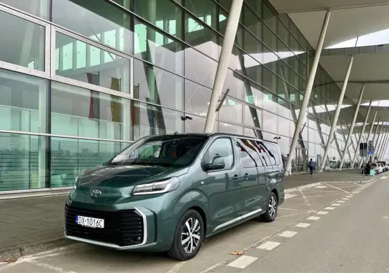 Wynajem busa z kierowcą, transfer lotniska, przewóz osób, ZAPRASZAM