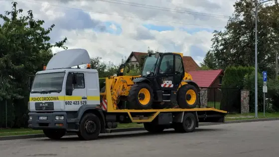 Transport maszyn rolniczych i budowlanych PRZEWÓZ / LAWETA