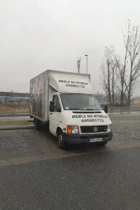 Przeprowadzki i Transport z Wnoszeniem   Bus z Windą   Dolny Śląsk 24h - Uslugi transportowe - transportowe - Świdnica - Dolnośląskie