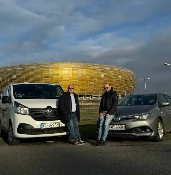 Przewóz transport osób. Wynajem auta lub busa z kierowcą