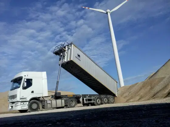 Usługi Transportowe Zboże Kruszywo Maszyny Wywrotka Platforma Wapno