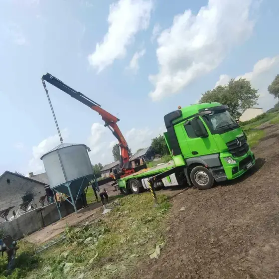 transport hds, dźwig, żuraw, wysięg 12m, wiązary dachowe