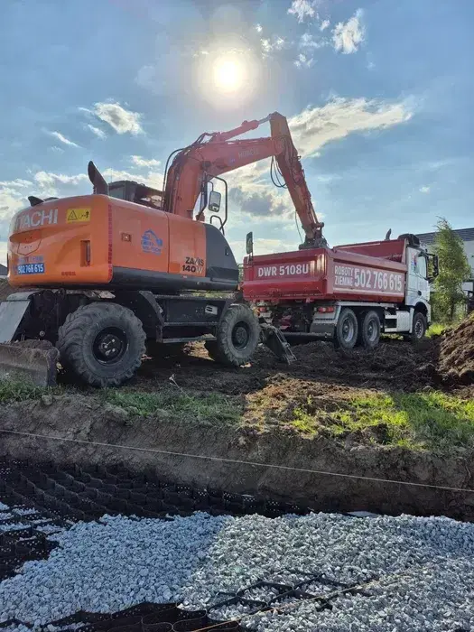 Usługi koparka kołowa 17 ton, minikoparka, ładowarka kołowa, Wrocław