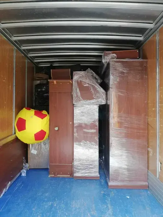 Tanie przeprowadzki Transport mebli.Magazynowanie.