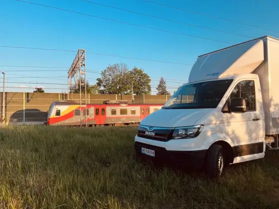 Transport mebli, przewóz rzeczy busem, solidnie, tanio!
