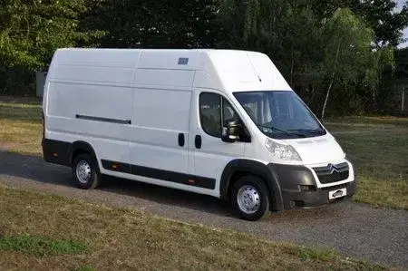 Usługi transportowe, przeprowadzki