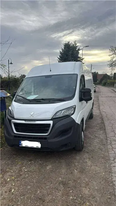 Przeprowadzki • Transport • Bus z windą