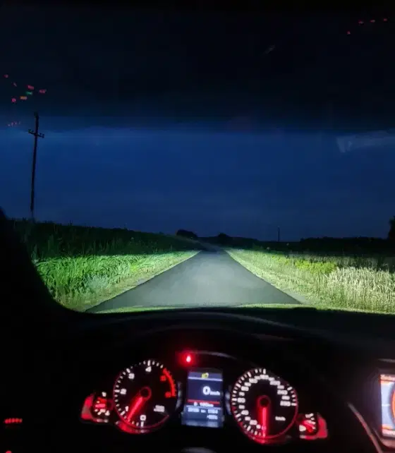 Przeróbki lamp regeneracja odbłyśników montaż biled bi-led ringów led - Usługi motoryzacyjne - uslugi-motoryzacyjne - Toruń - Kujawsko-Pomorskie