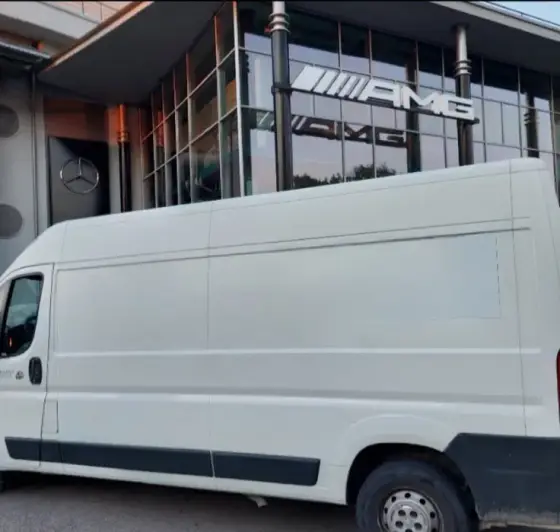 Tani Przewóz Transport Przeprowadzki Warszawa. Wynajem busa z kierowcą