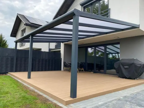 Wiaty i pergole aluminiowe . Balustrady i bramy wjazdowe