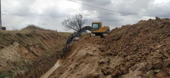 Kopanie stawów, melioracje, usługi koparką gąsienicową